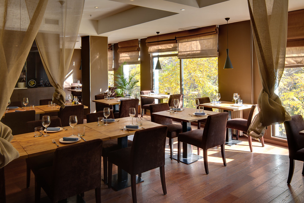 Color Temperature in Commercial Spaces