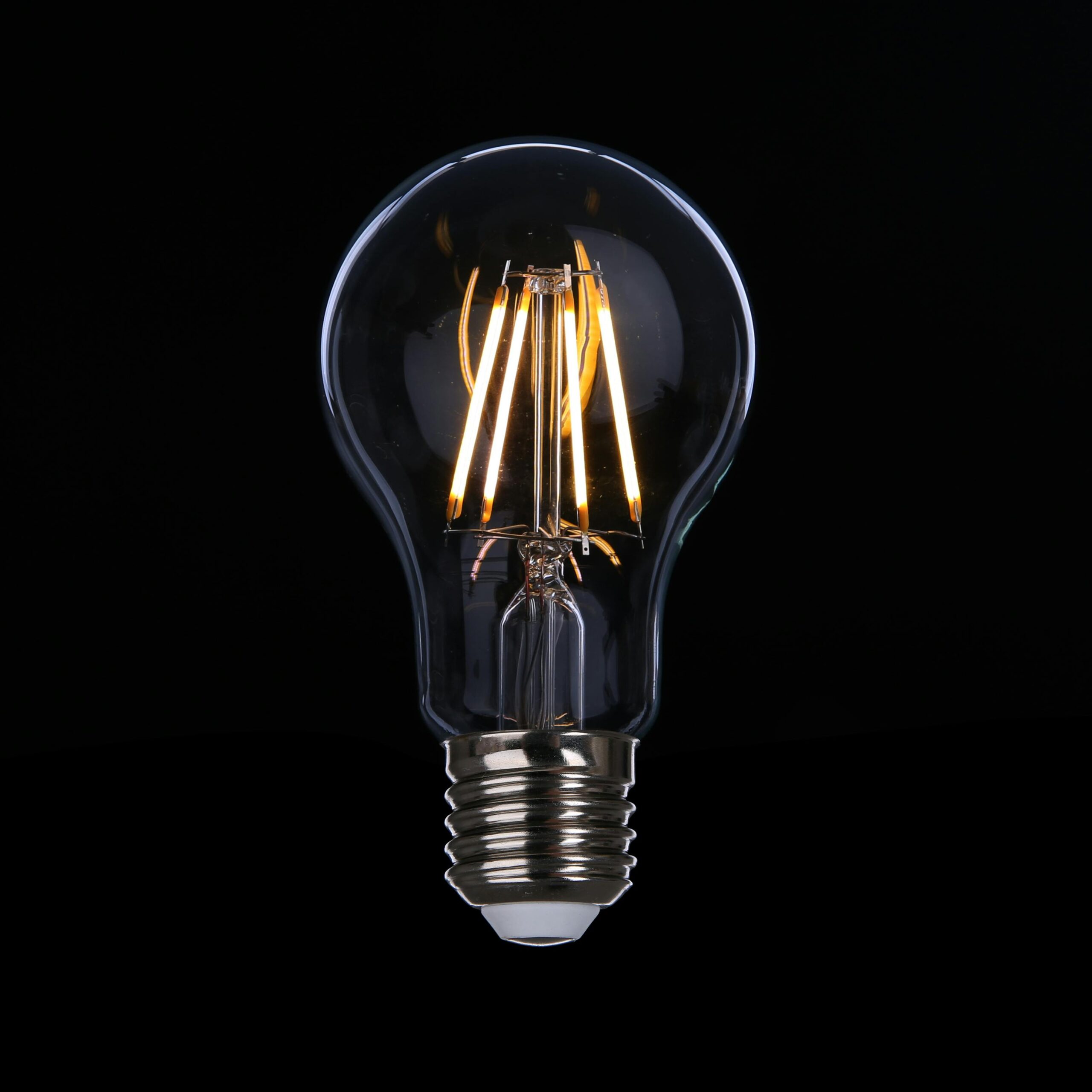 LED Lights vs. Traditional Bulbs