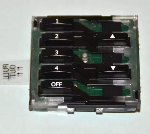 Seven button programmable module RNC-070
